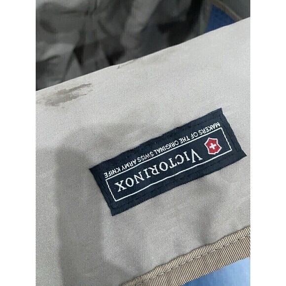 Victorinox Traveler Black 15” Wheeled Luggage Carry On Bag Black Nylon Canvas - Picture 13 of 16